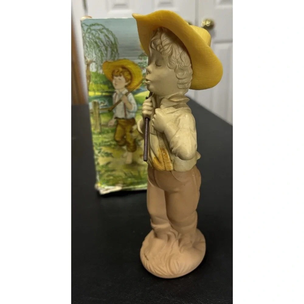 Vintage 1976 Avon Catch-a-Fish Sonnet Cologne Bottle Collector Decanter with Box